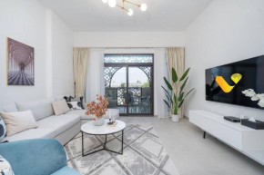 Vogue Jumeirah Living - Near Burj Al Arab & Beach
